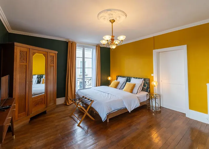 Couette-café Du Loir 3*